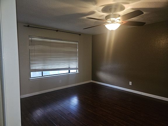 4th image of 5966 E Illinois Ave
