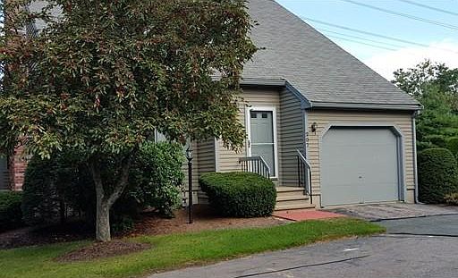 2nd image of 207 Copperwood Dr