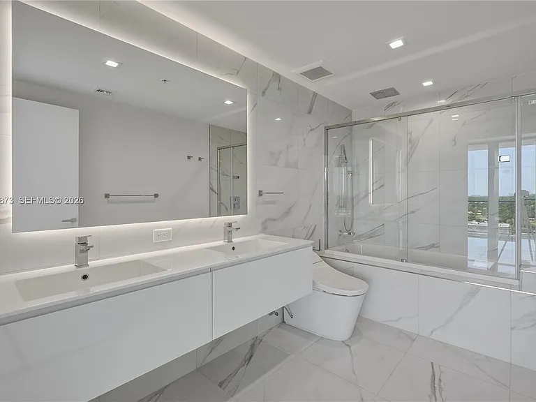 1170 E Hallandale Bch #904 — Photo 15