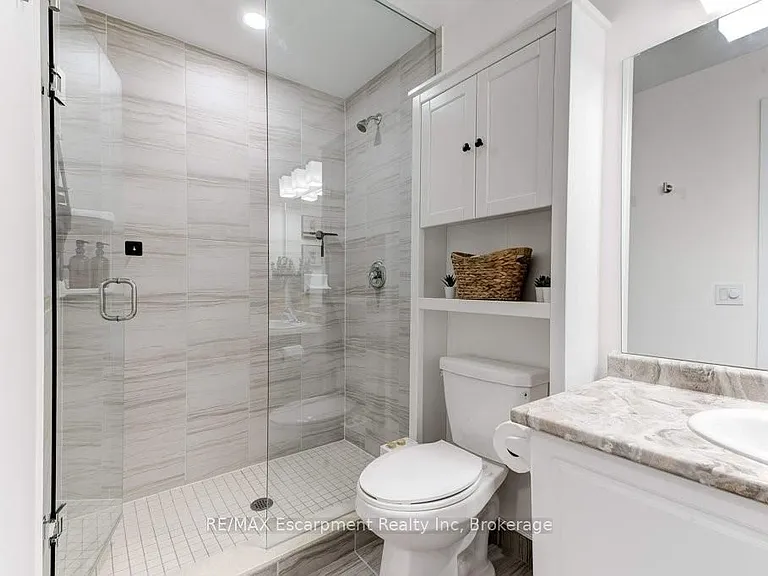 16 Concord Pl #123 — Photo 17