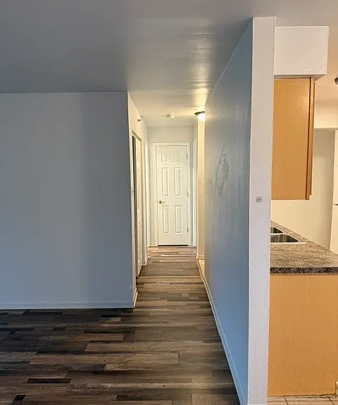 1900 W Knightsbridge Dr #1A — Photo 5