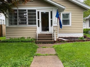 1838 32nd St, Rock Island, IL