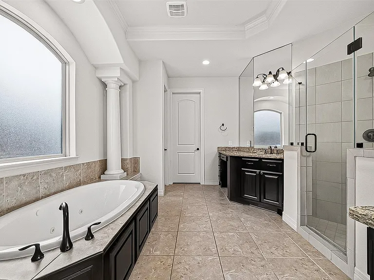 2606 Kielder Shadow Ct — Photo 24