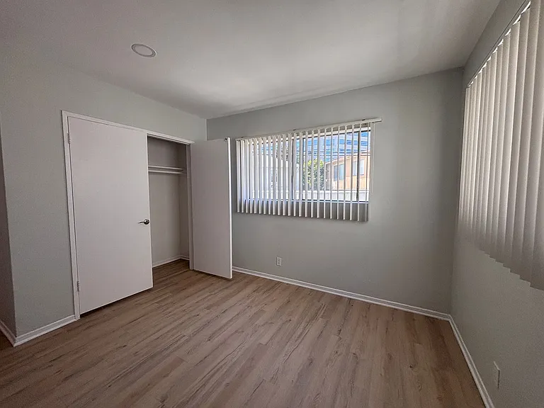 12323 Texas Ave — Photo 18