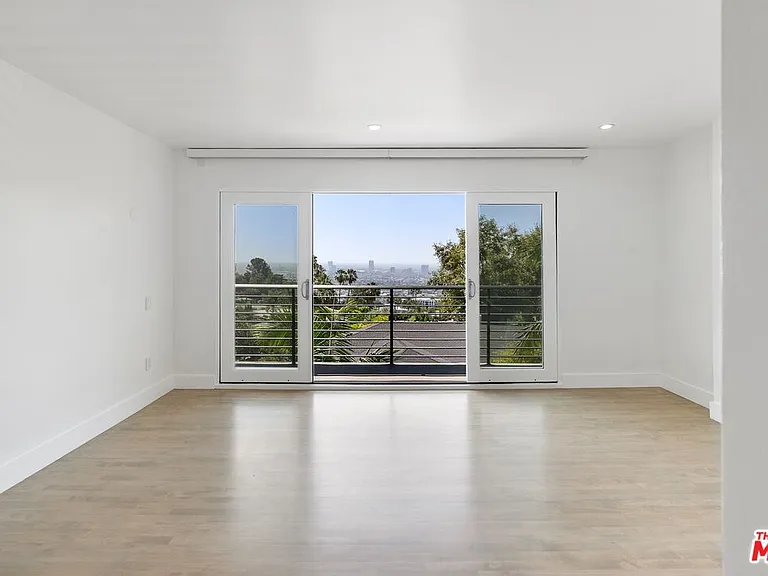 1404 Devlin Dr — Photo 27