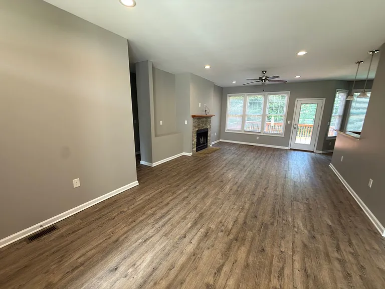 6729 Bradley Rd — Photo 10