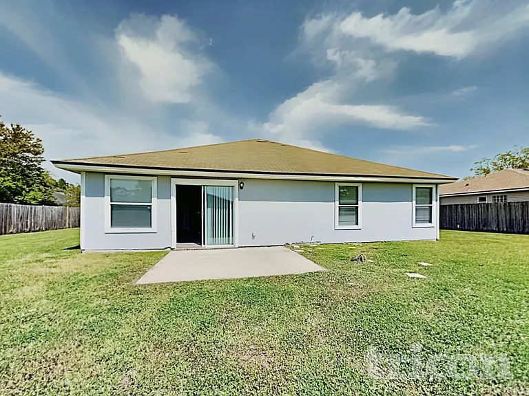 6830 Shoreline Ln — Photo 13