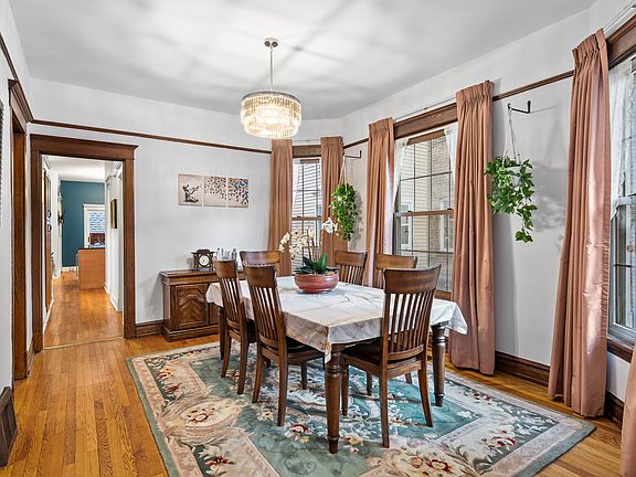 2nd image of 3905 N Seeley Ave #1