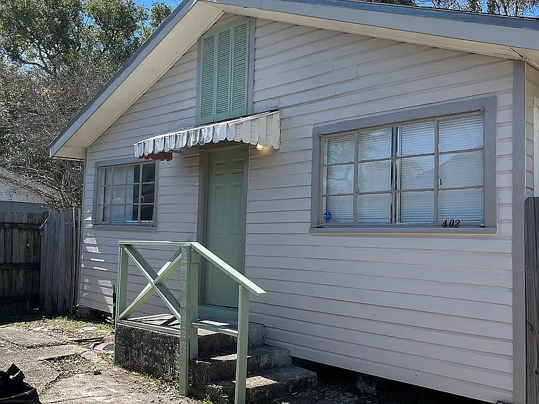 402 Deckbar Ave — Photo 8