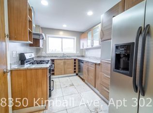 8350 Kimball Ave UNIT 102, Skokie, IL 60076