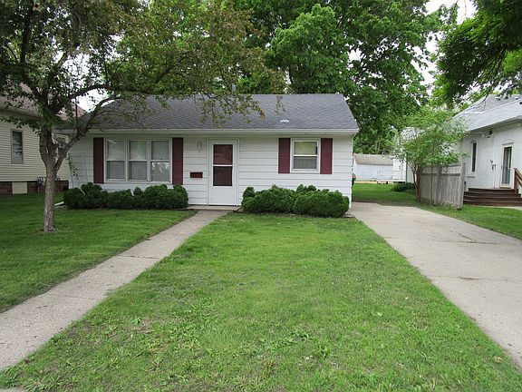2nd image of 202 S 6th St