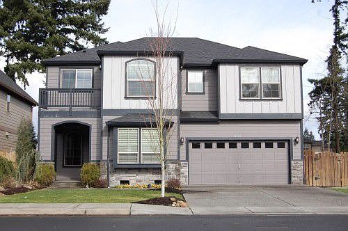 2nd image of 14306 NE 94th St