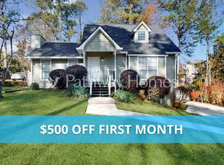 1612 Cumberland Club Rd SW, Marietta, GA 30008