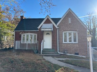 1110 Orlando Pl, High Point, NC 27262