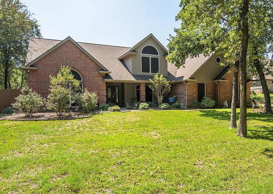 1st image of 509 Oak Hills Dr