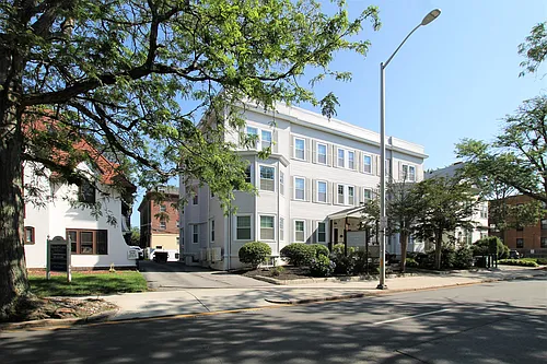 208 Waterman St #4 Photo 1