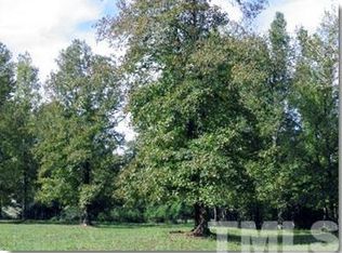 201 Hickory Pond Rd, Chapel Hill, NC 27517