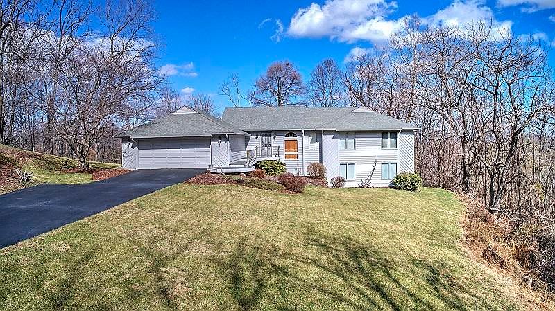1st image of 5706 Equestrian Dr