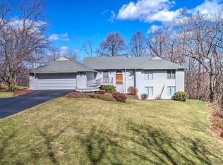 5706 Equestrian Dr, Roanoke, VA 24018