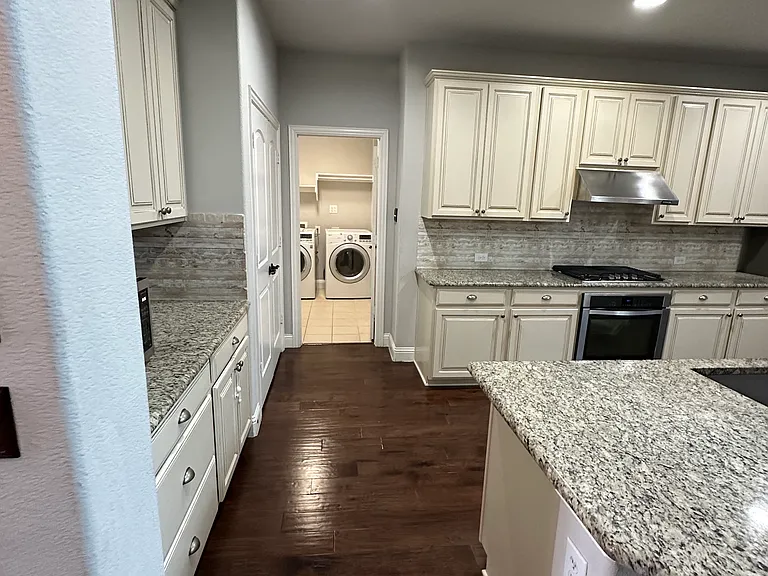 1812 Jace Dr — Photo 6