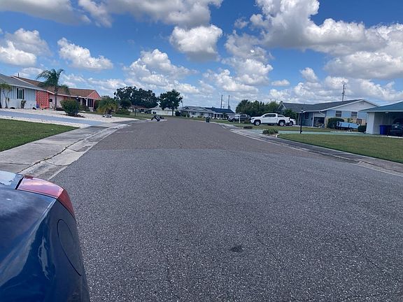 5th image of 1202 Desert Hills Dr
