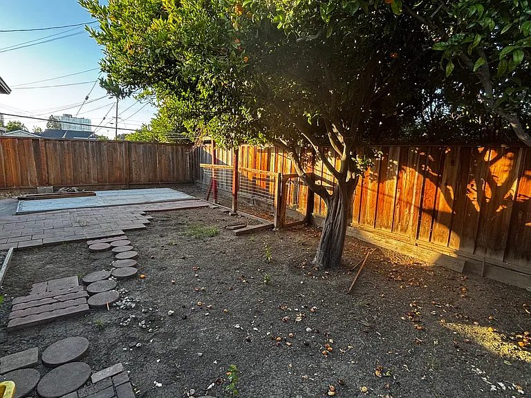4729 Snead Dr — Photo 16