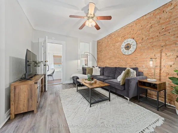 58 Young St, Halton Hills, ON L7J 2G6