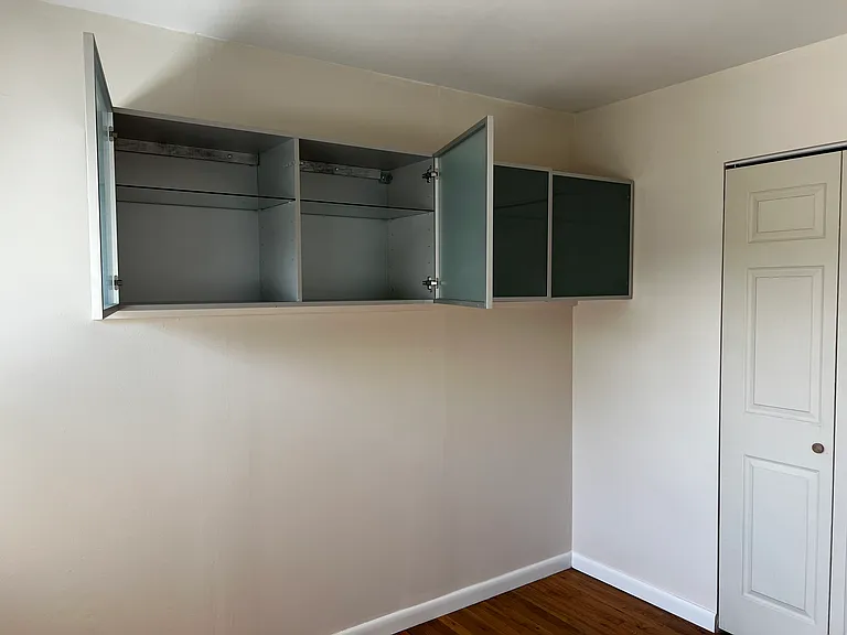 Bedroom 3 (office cabinets)