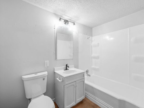 wichita-kansas-77355597 picture