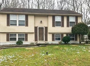 1953 Sue Creek Dr, Essex, MD 21221