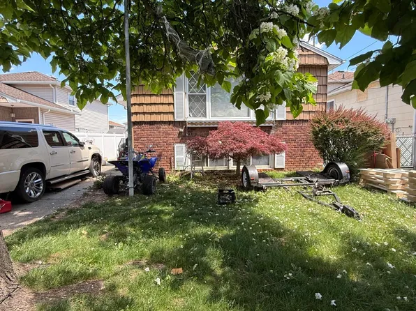 31 Oliver Pl, Staten Island, NY 10314