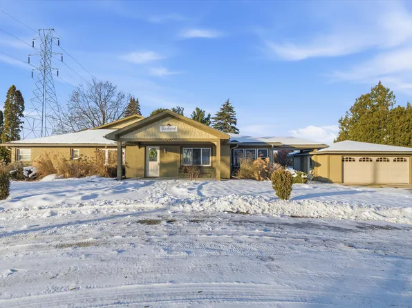 5272 W Liberty Rd, Ann Arbor, MI 48103