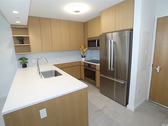 4th image of 1388 Kapiolani Blvd #1001