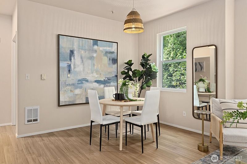 4th image of 3213 Harbor Avenue SW #301