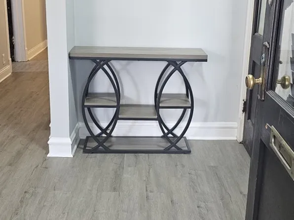 7712 S Carpenter St Floor 1, Chicago, IL 60620