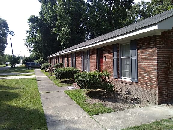 2nd image of 221 Homer St APT A