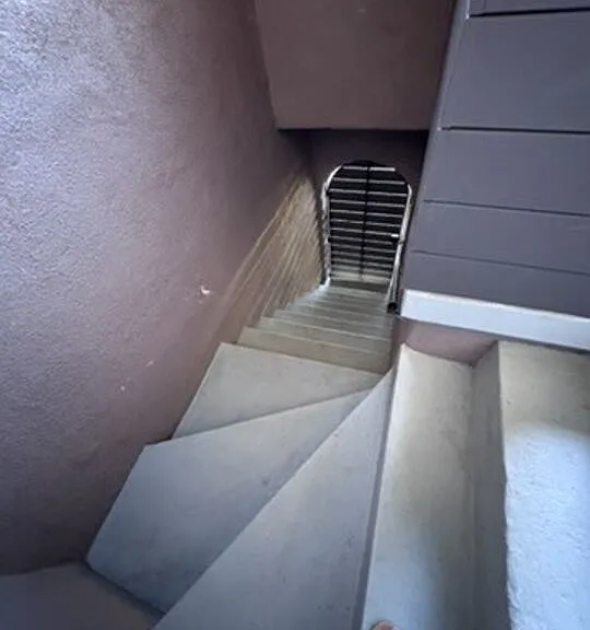 1425 S Curson Ave — Photo 30