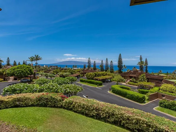 50 Puu Anoano St APT 1602, Lahaina, HI 96761
