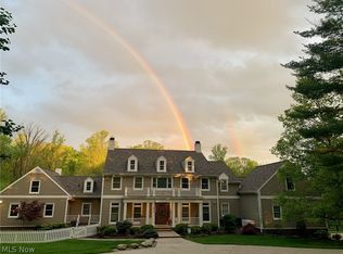 1396 Sand Run Rd, Akron, OH 44313