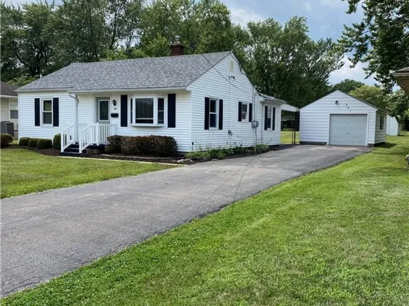 241 Blosser St, New Lebanon, OH 45345