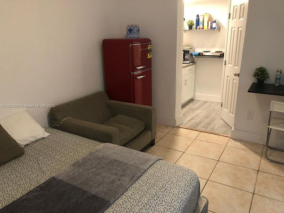1st image of 6909 NW 2nd Ave #4