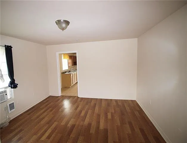 1403 Socrates St — Photo 7