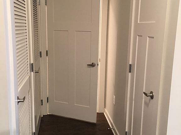 5th image of 863 Canal St APT 321