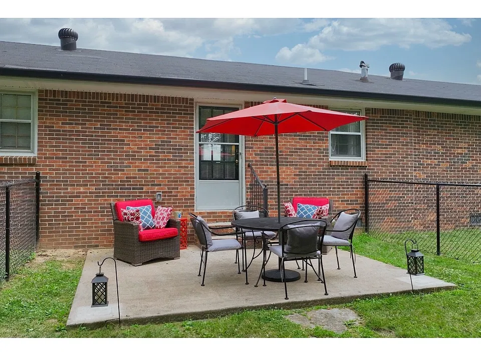 7809 Melton Rd