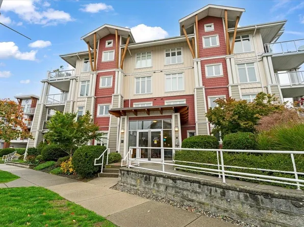 4211 Bayview St #113, Richmond, BC V7E 6T6