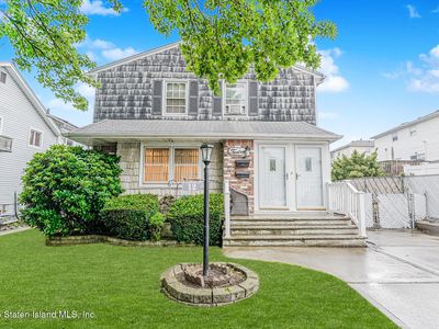 12 Fenway Cir, Staten Island, NY, 10308