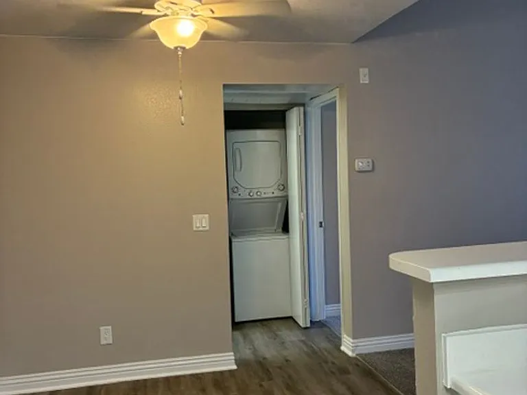 Mandalay Bay Apartments — Photo 44