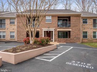 5837 Cove Landing Rd APT 302, Burke, VA 22015