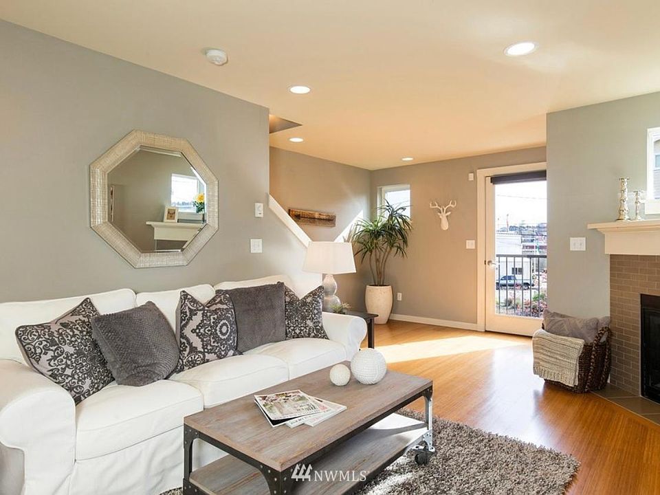 1st image of 3447 21st Ave W #1