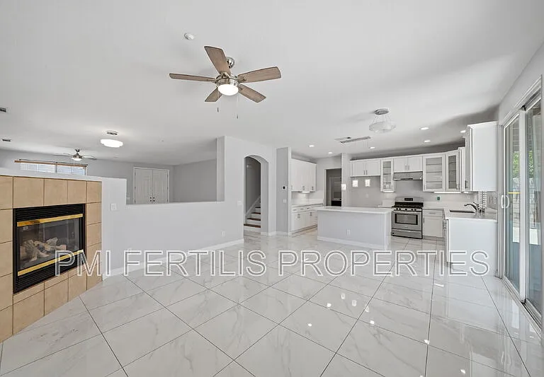 7167 Elsa Ct — Photo 9